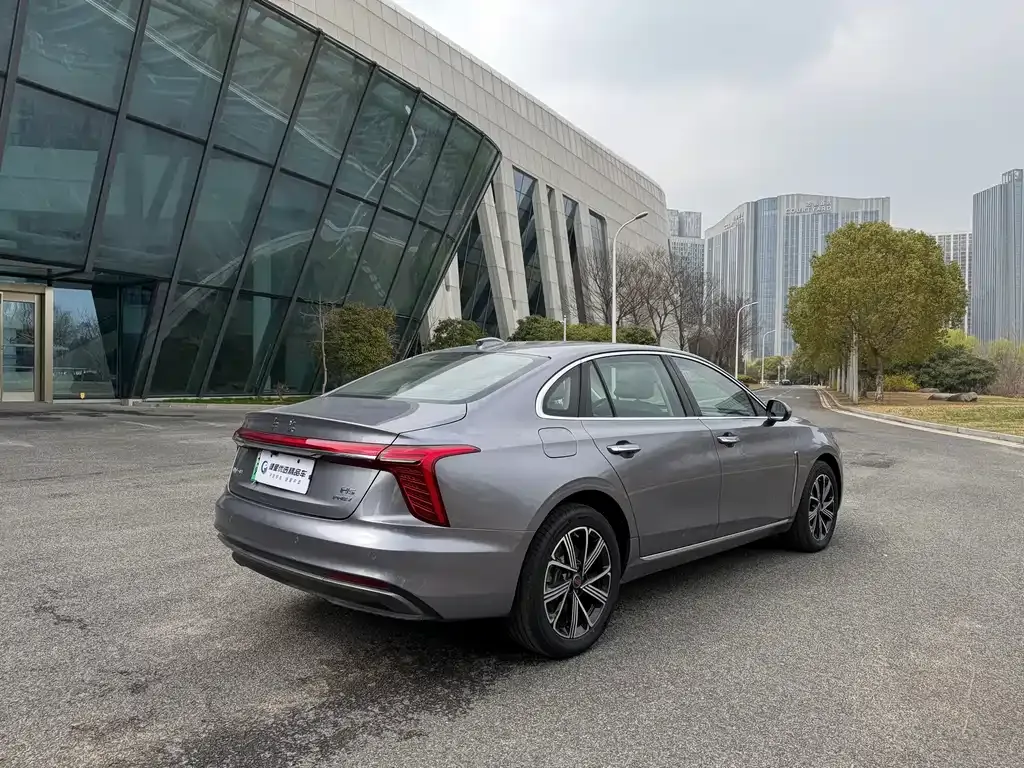 Hongqi H5 PHEV 2025 из CN, фото 9