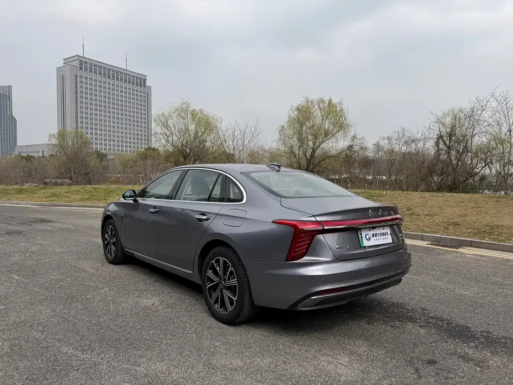 Hongqi H5 PHEV 2025 из CN, фото 6