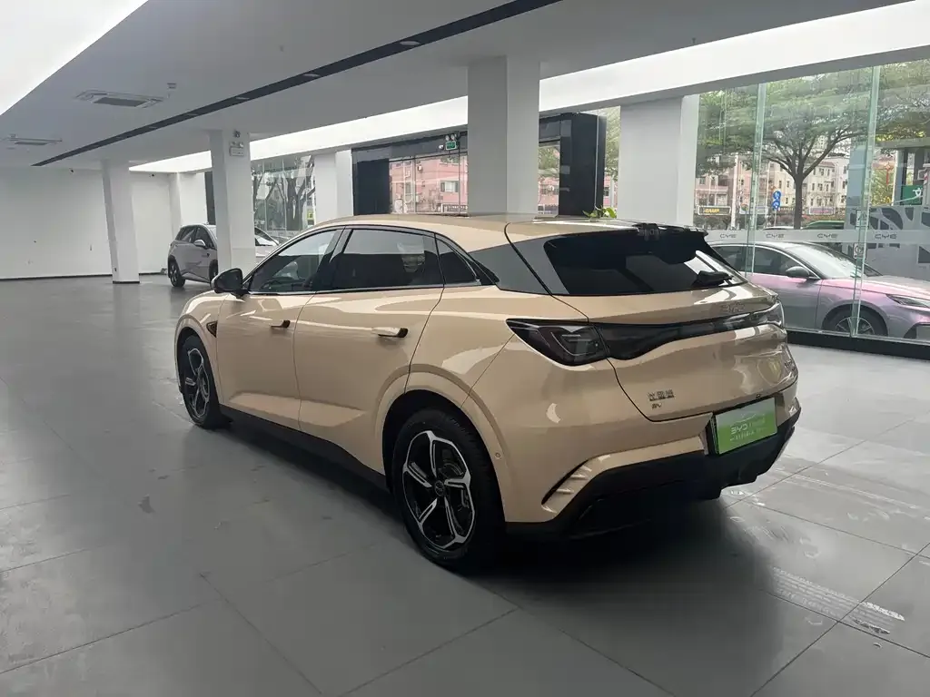 BYD Seal 06GT — фото 8