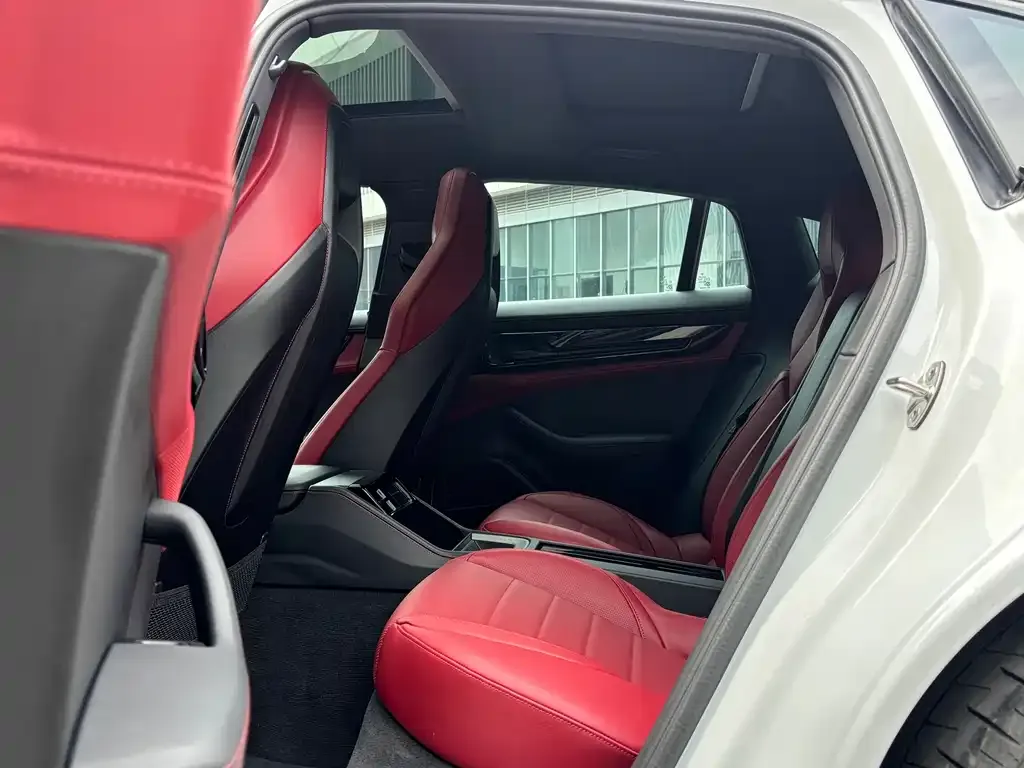 Porsche Panamera 2024 из CN, фото 6