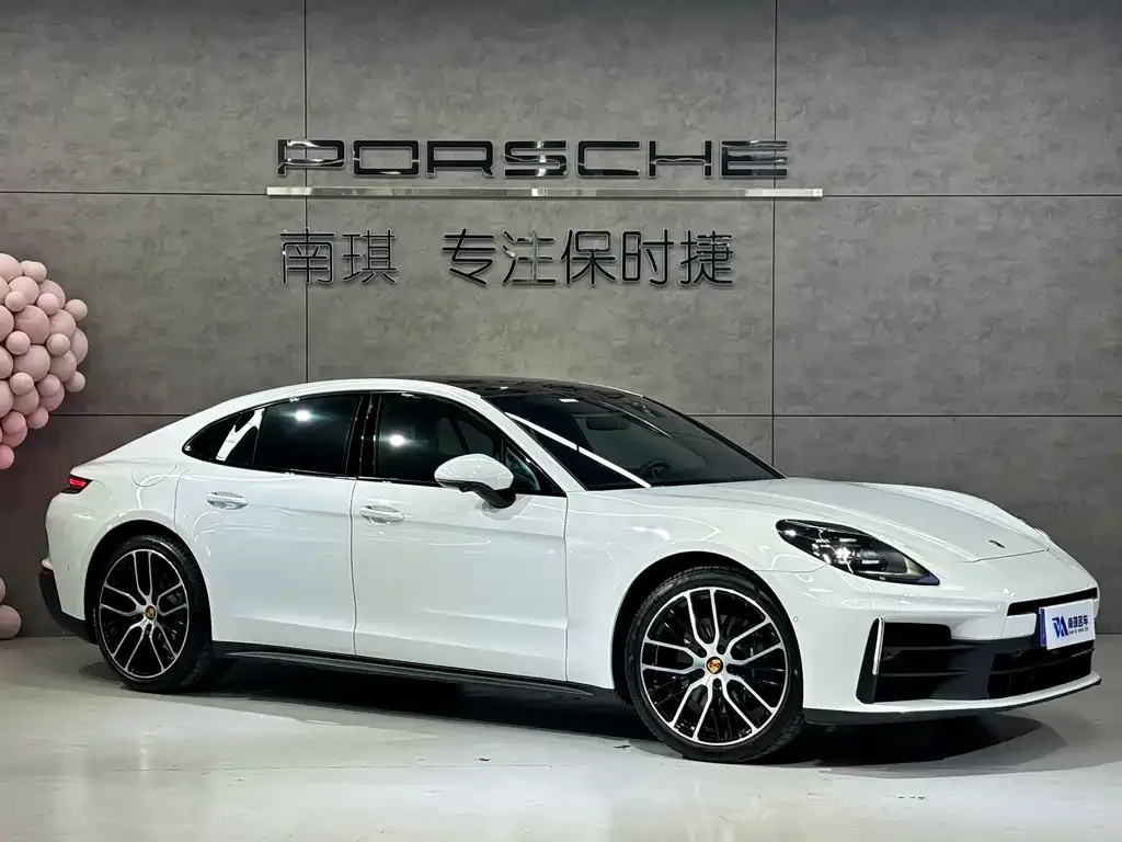 Porsche Panamera 2024 из CN, фото 7