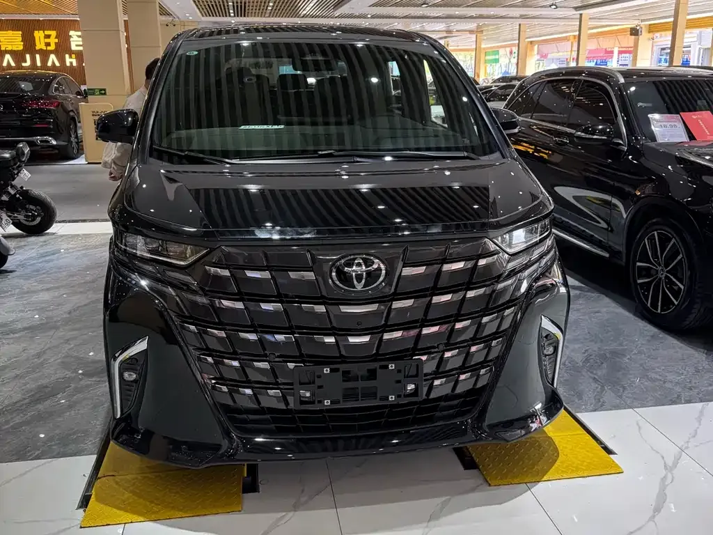 Toyota Alphard 2026 из CN, фото 2