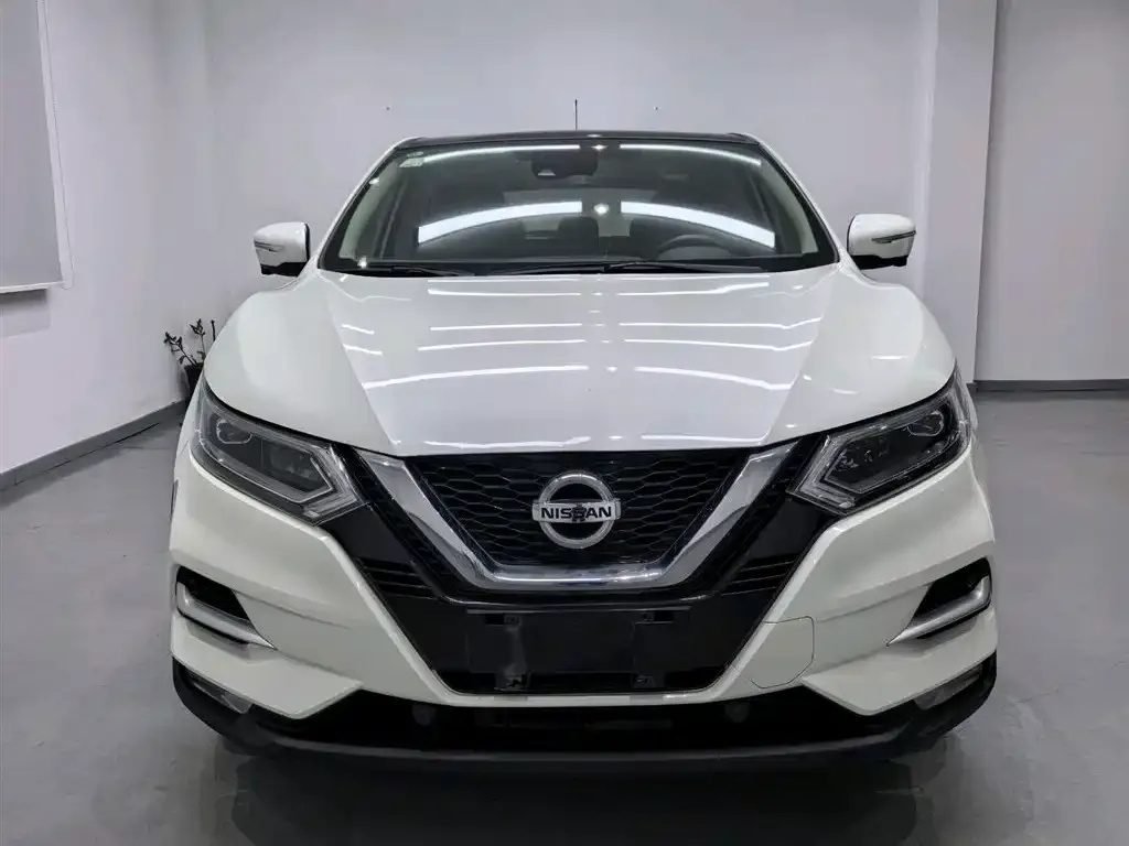 Nissan Qashqai — фото 2