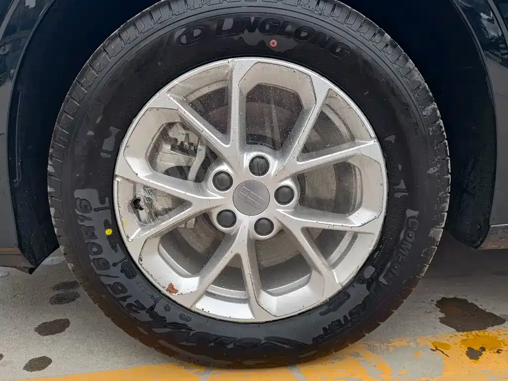 Geely 银河星耀6 2026 из CN, фото 5