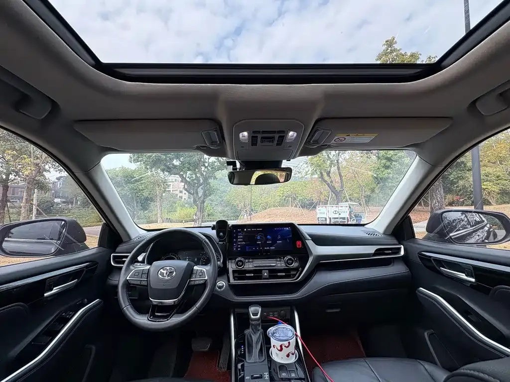 Toyota Highlander 2024 из CN, фото 9