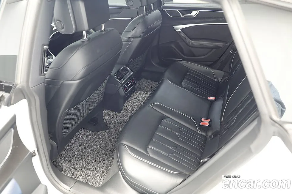 Audi A7 2022 из KR, фото 6