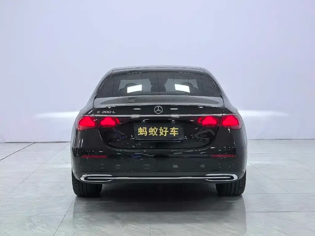 Mercedes-Benz E-Class 2025 из CN, фото 2