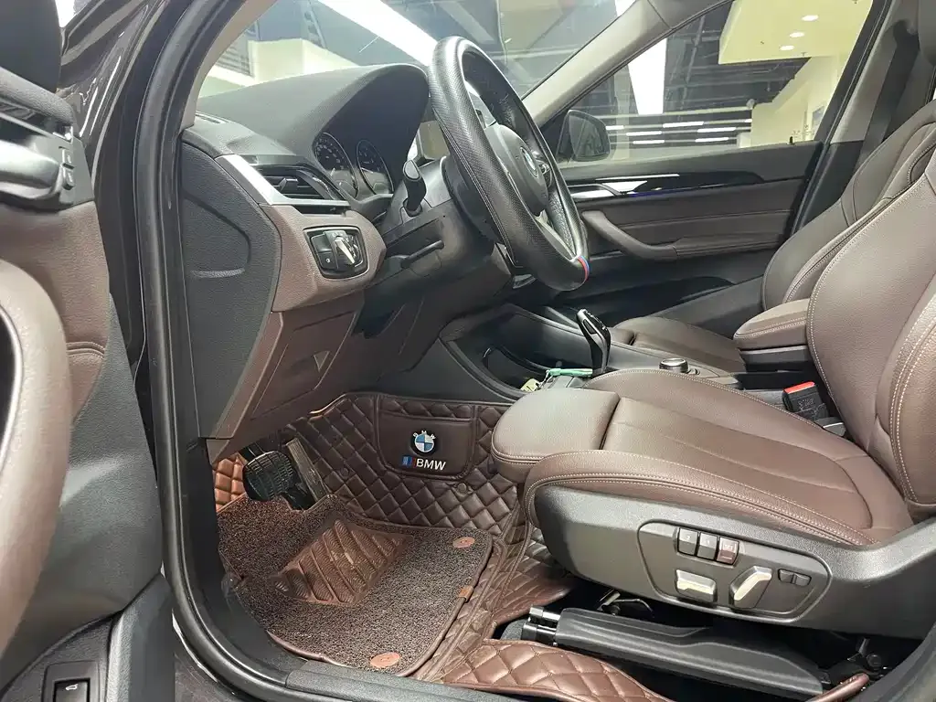 BMW X1 2022 из CN, фото 5