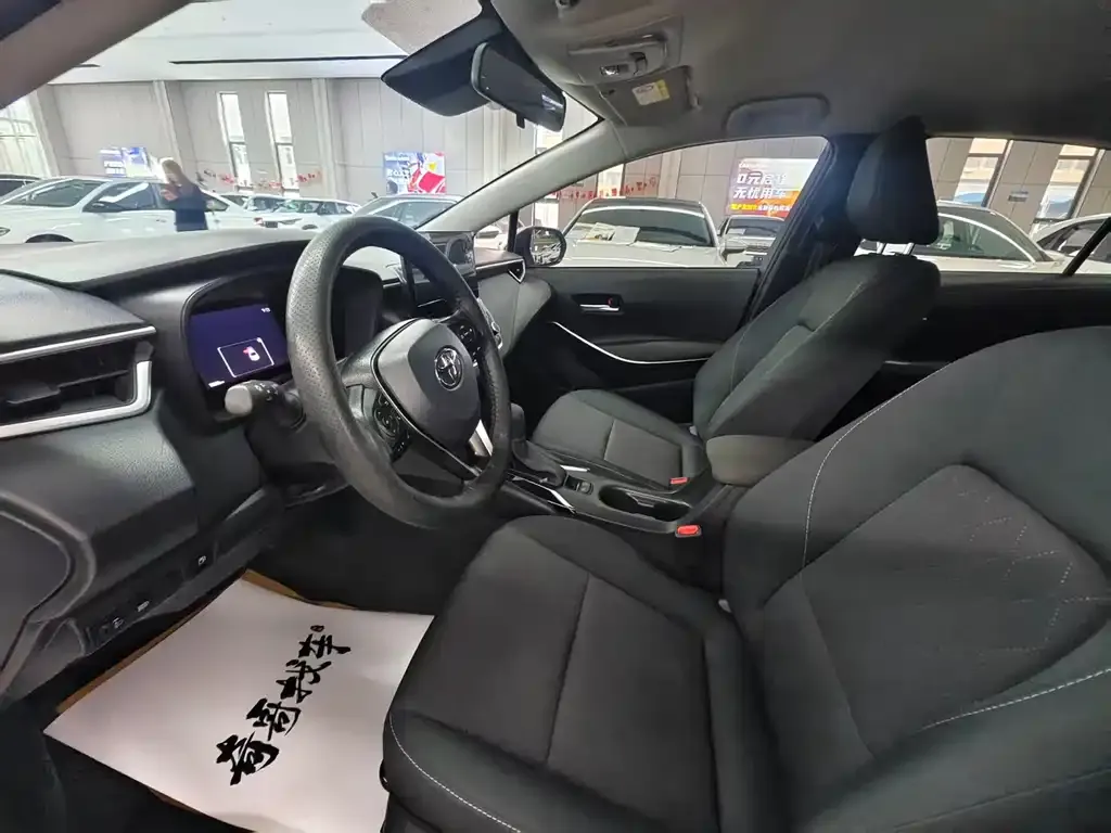 Toyota Corolla 2024 из CN, фото 7