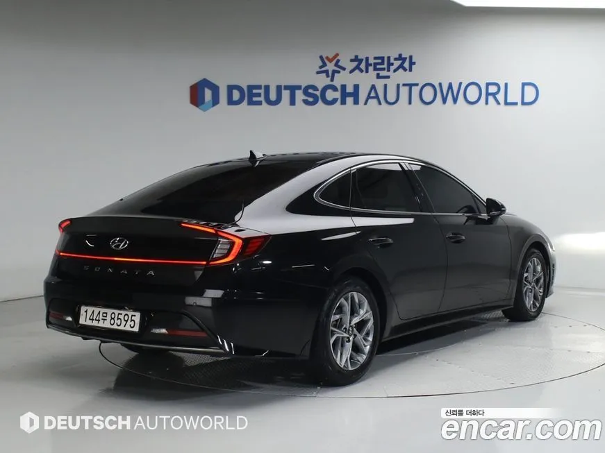 Hyundai Sonata 2022 из KR, фото 3