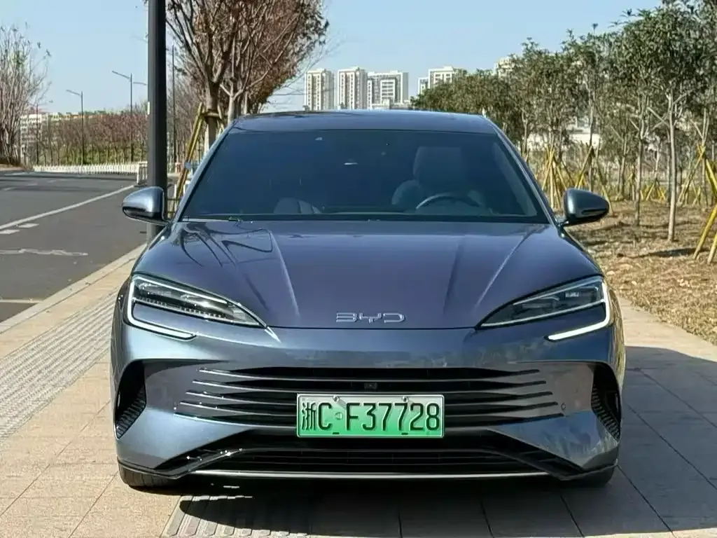 BYD Seal — фото 4