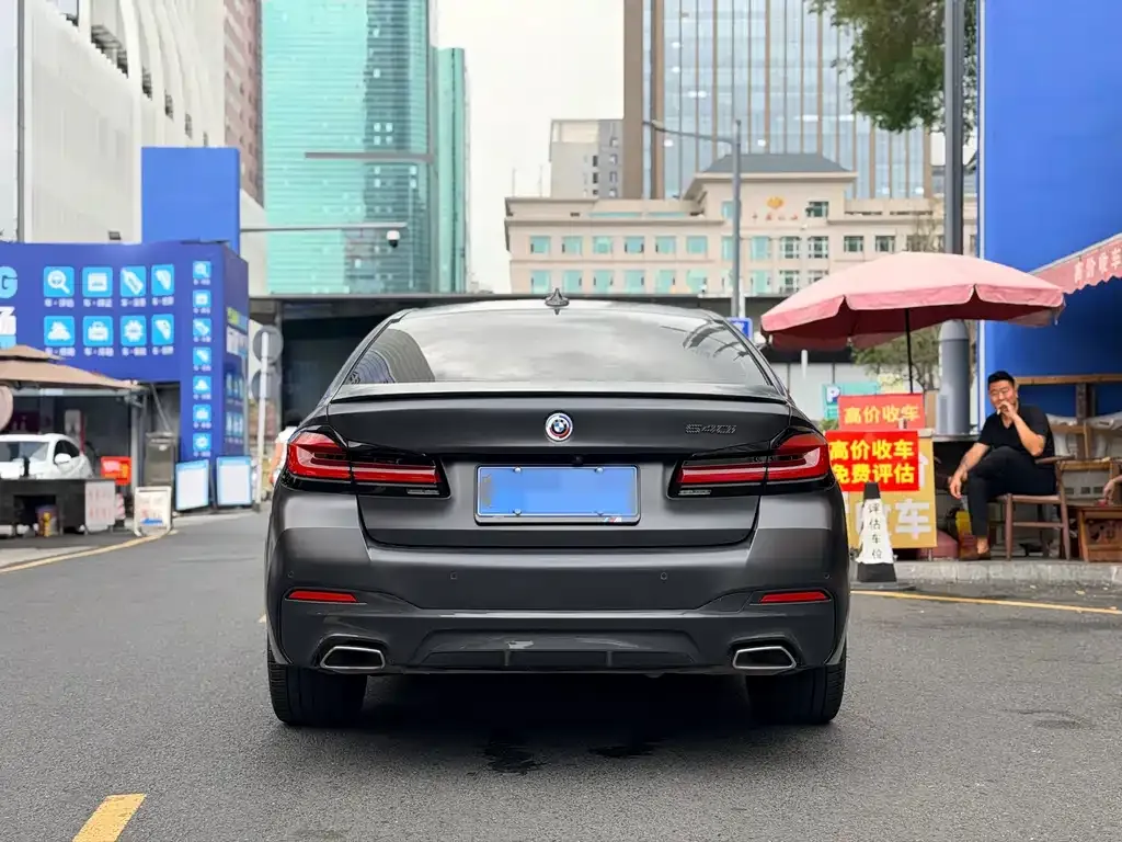 BMW 5 Series (Import) 2022 из CN, фото 2