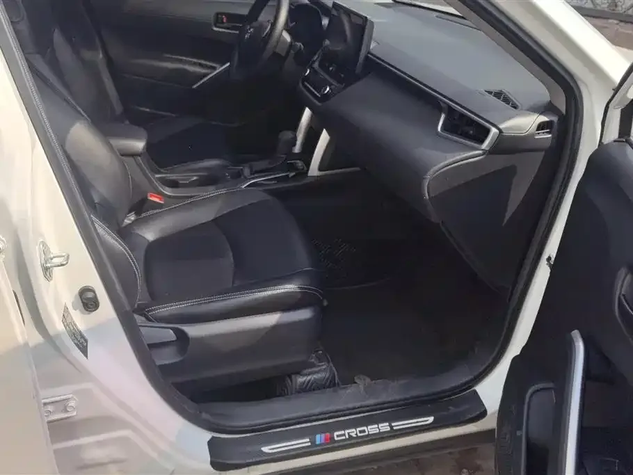 Toyota Corolla Cross — фото 3