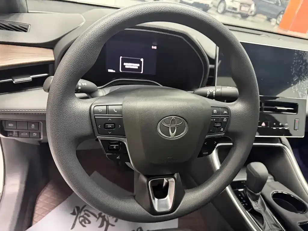 Toyota Avalon 2025 из CN, фото 7