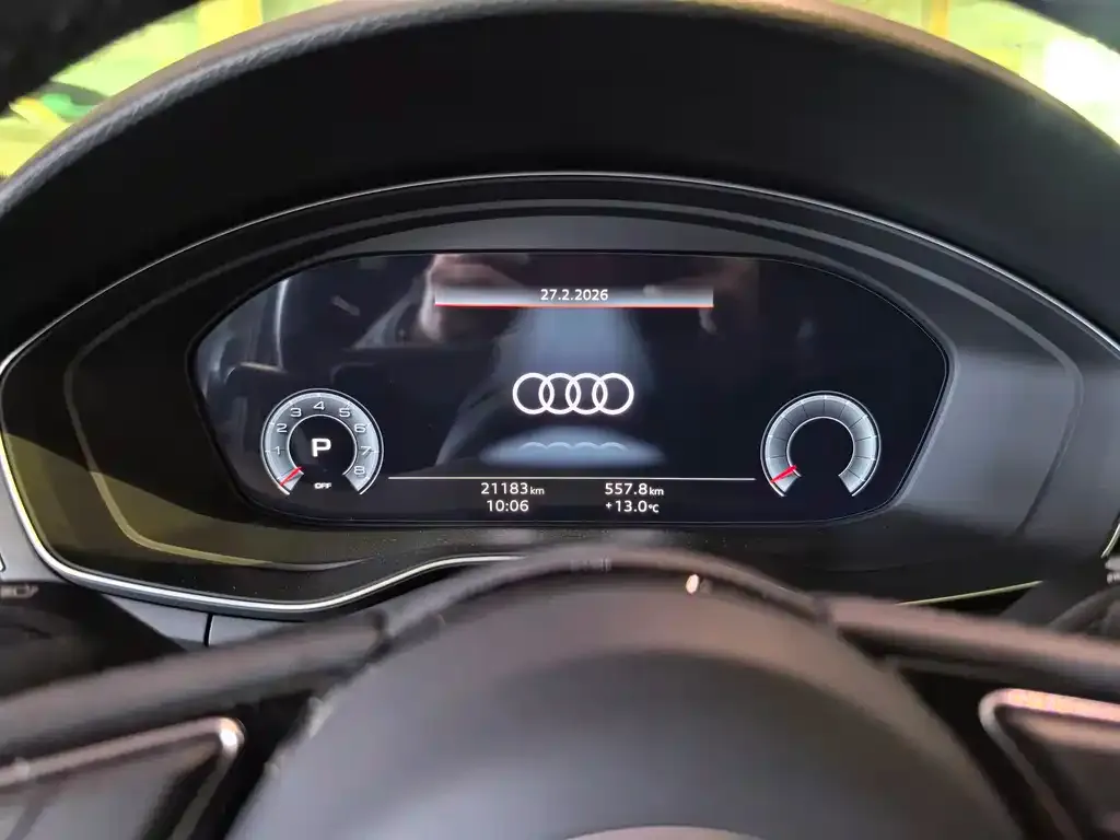 Audi A4L 2023 из CN, фото 8