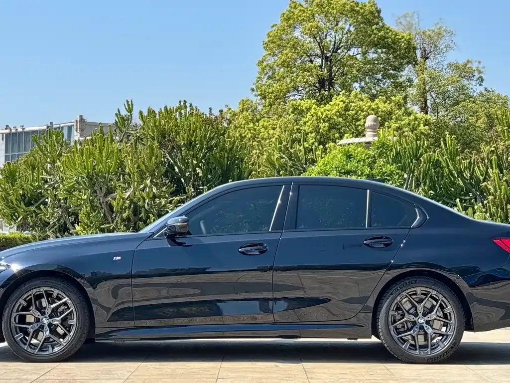 BMW 3 Series 2025 из CN, фото 10