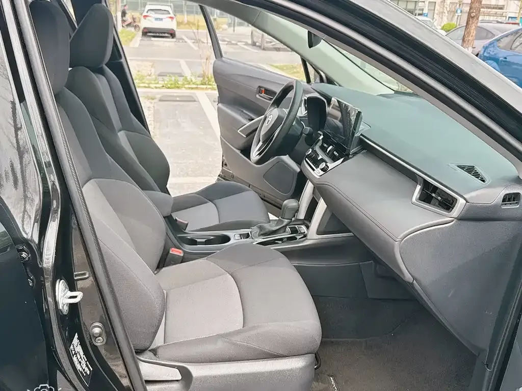 Toyota Frontlander 2024 из CN, фото 2