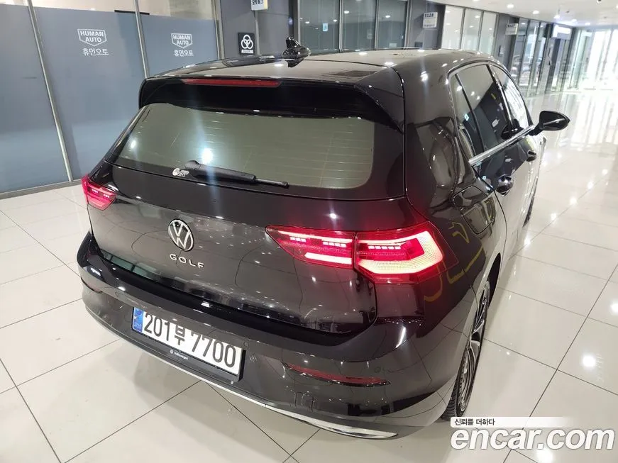 Volkswagen Golf 2023 из KR, фото 2