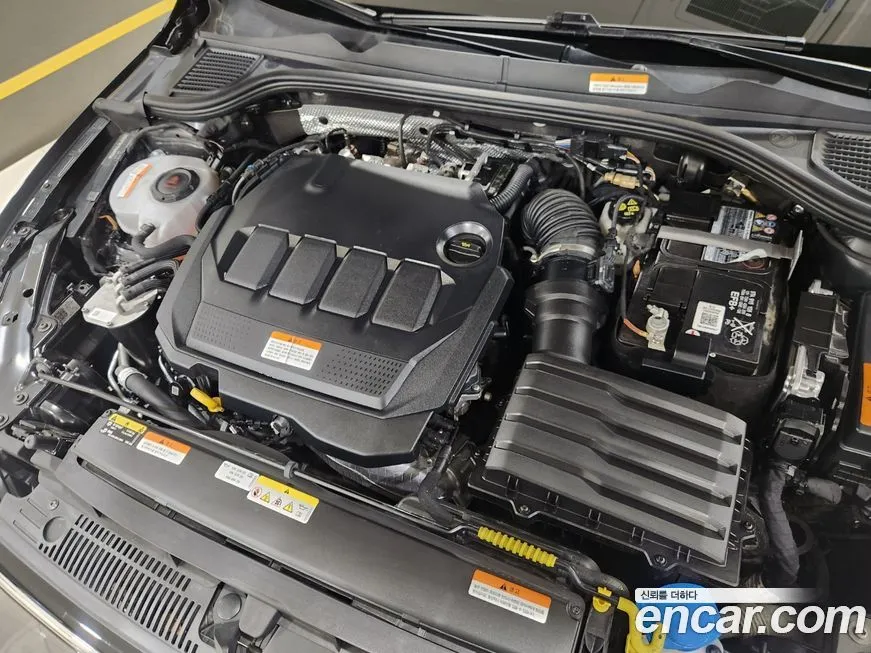 Volkswagen Golf 2023 из KR, фото 3