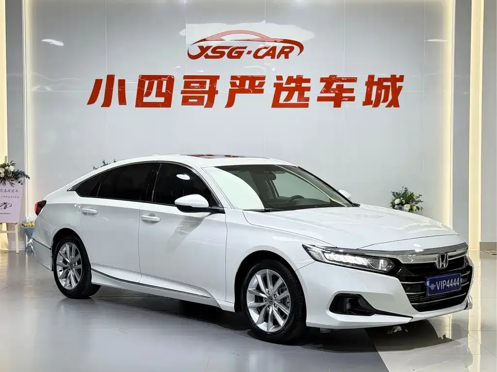 Honda Accord — фото 10