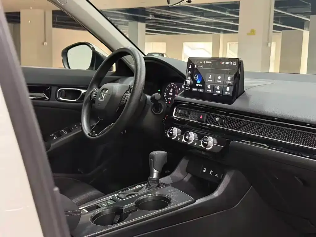 Honda Civic — фото 8