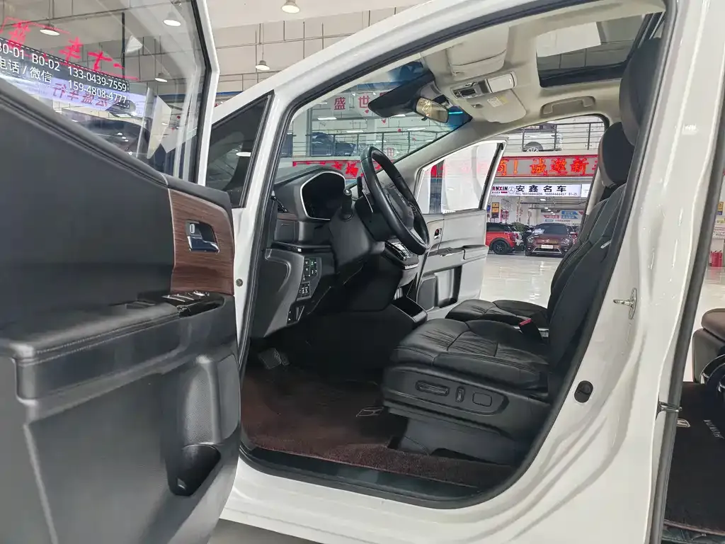 Honda Odyssey — фото 10