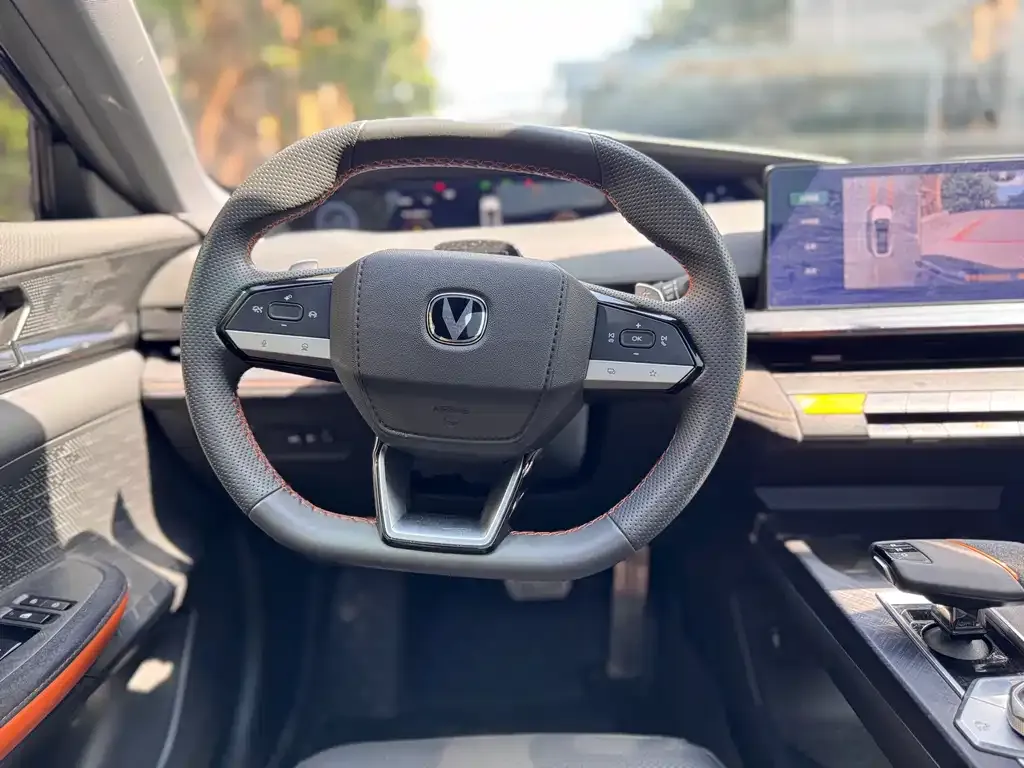 Changan UNI-V 2023 из CN, фото 4