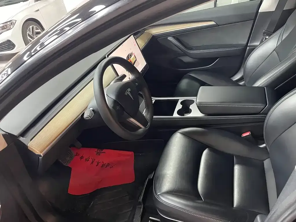 Tesla Model 3 2024 из CN, фото 8