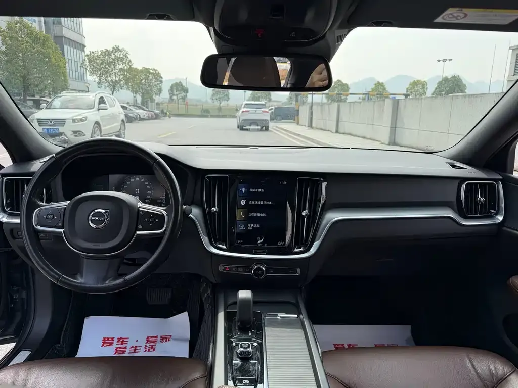 Volvo S60 2022 из CN, фото 3