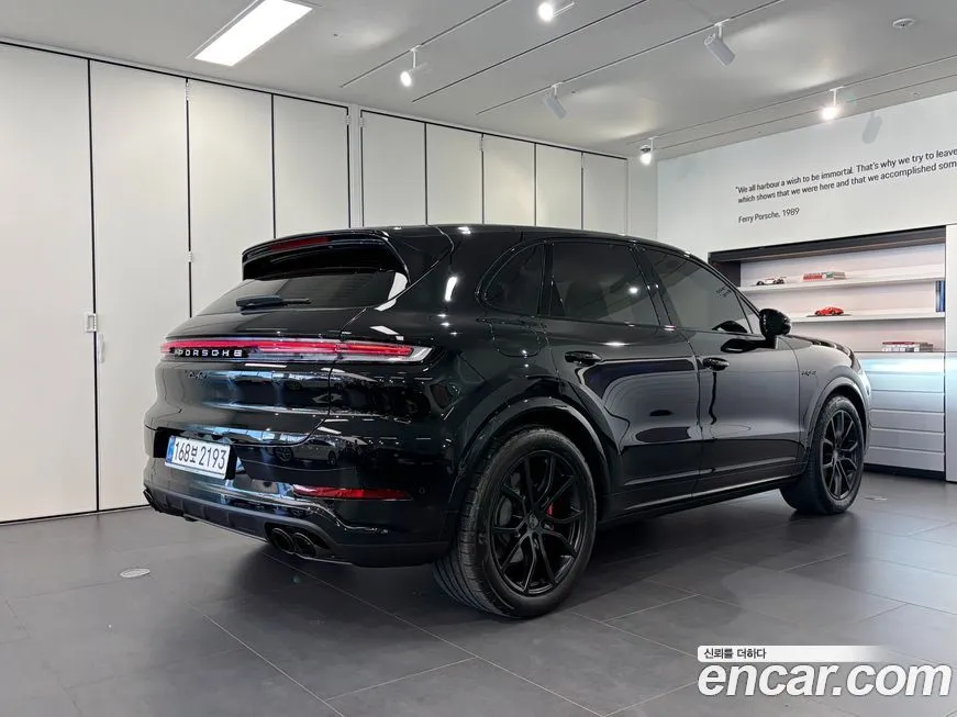 Porsche Cayenne 2025 из KR, фото 10