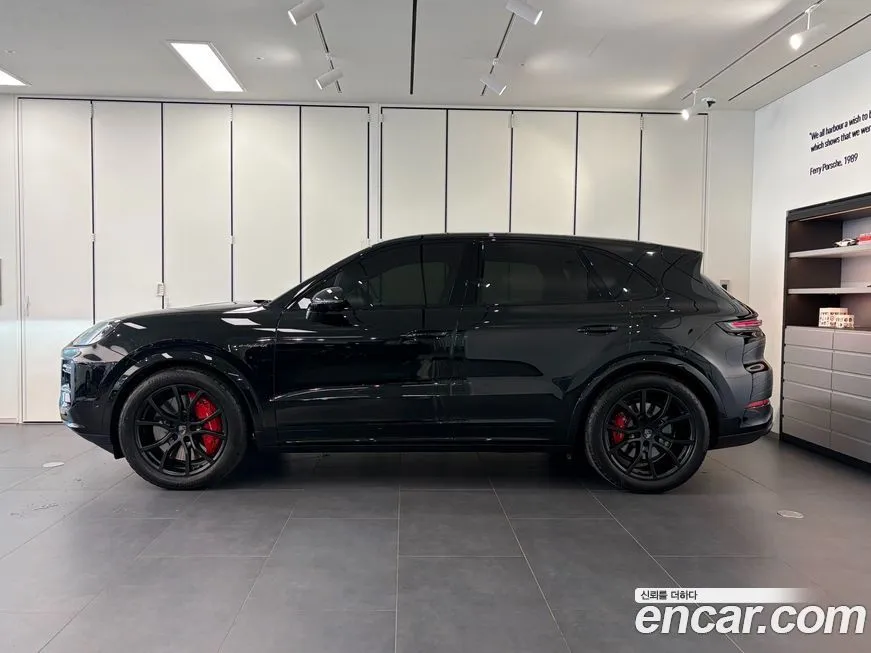 Porsche Cayenne 2025 из KR, фото 8
