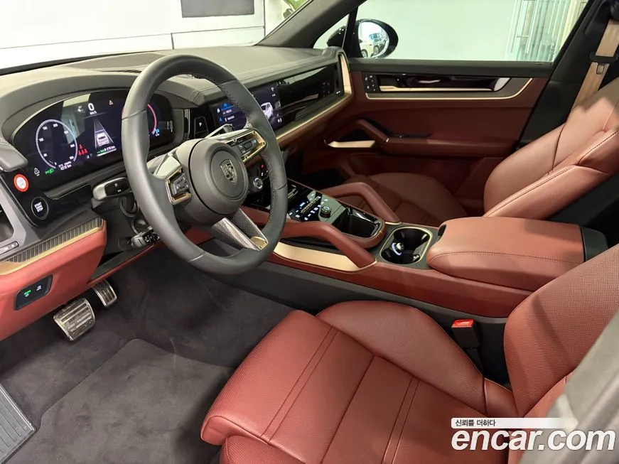 Porsche Cayenne 2025 из KR, фото 5