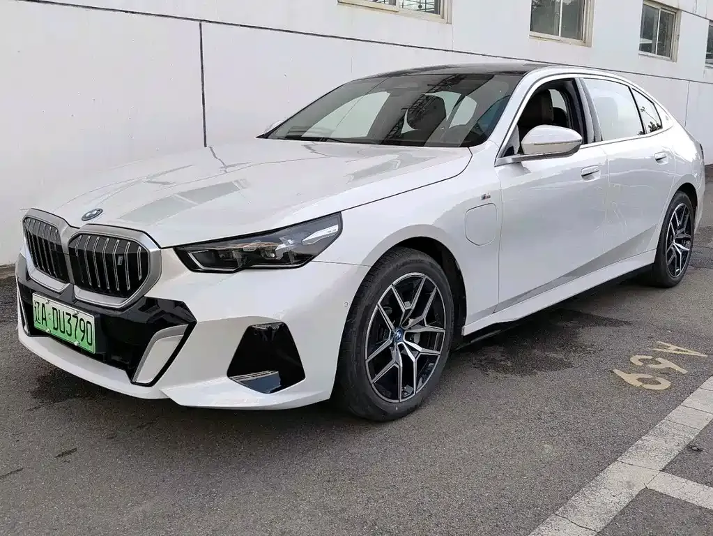 BMW i5 2024 из CN, фото 1