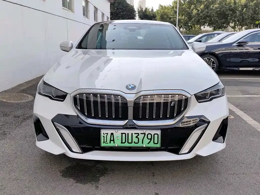 BMW i5 2024 из CN, фото 4
