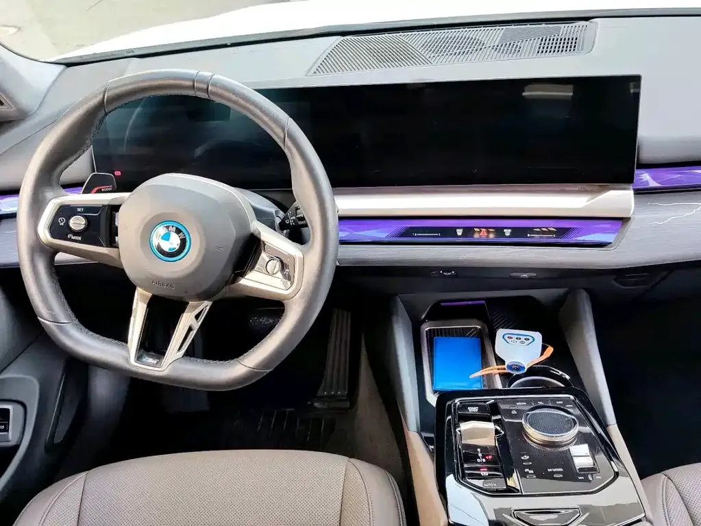 BMW i5 2024 из CN, фото 9