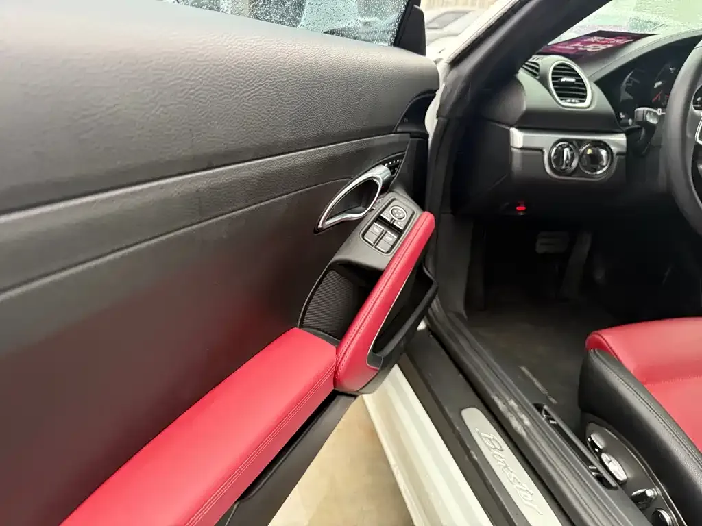 Porsche 718 2023 из CN, фото 6