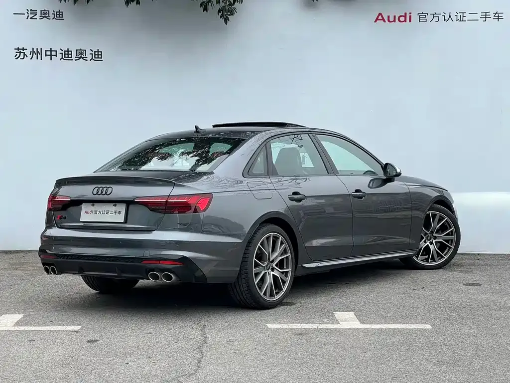 Audi S4 — фото 9