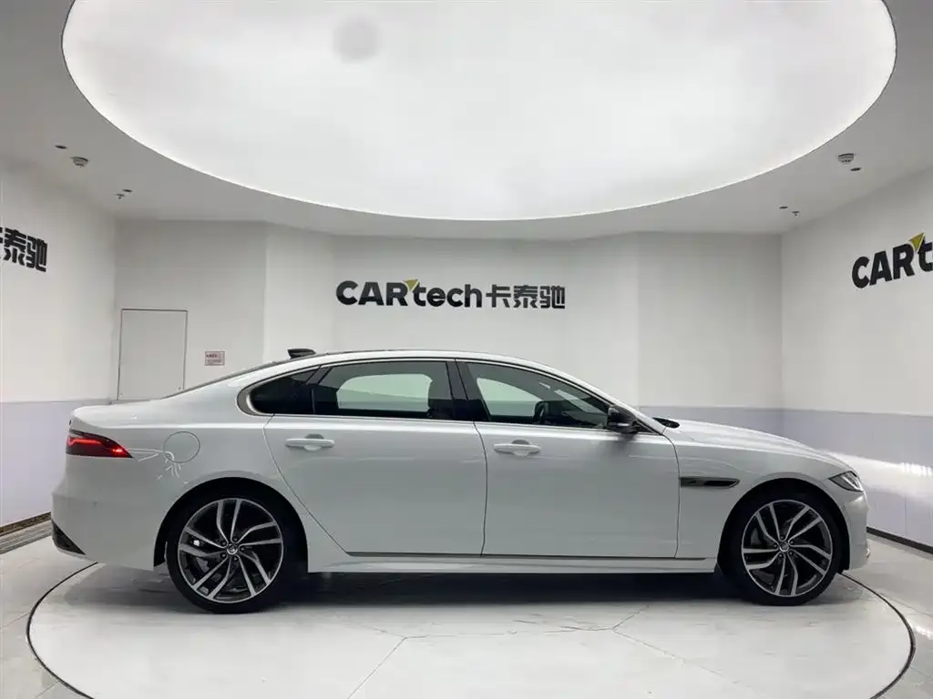 Jaguar XFL 2024 из CN, фото 7