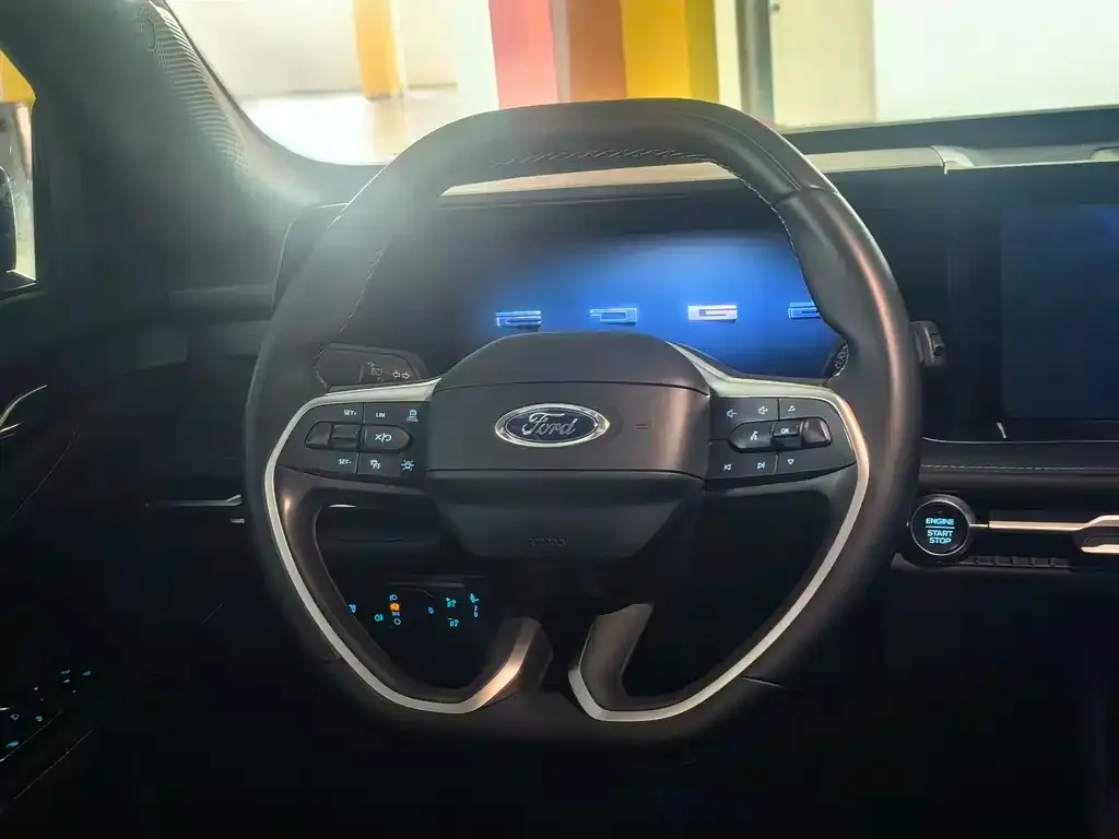 Ford Edge — фото 6