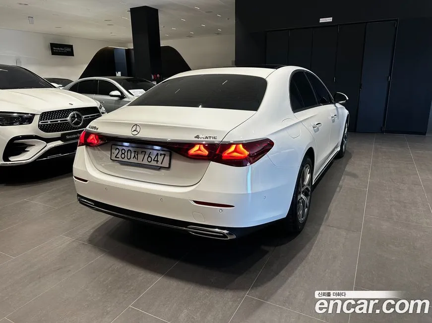 Mercedes-Benz E-Class 2024 из KR, фото 8
