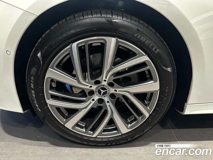Mercedes-Benz E-Class 2024 из KR, фото 7