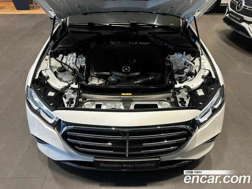 Mercedes-Benz E-Class 2024 из KR, фото 9