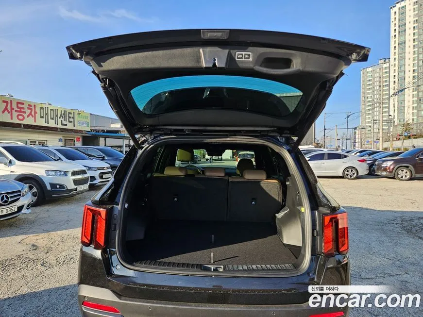 Kia Sorento — фото 6