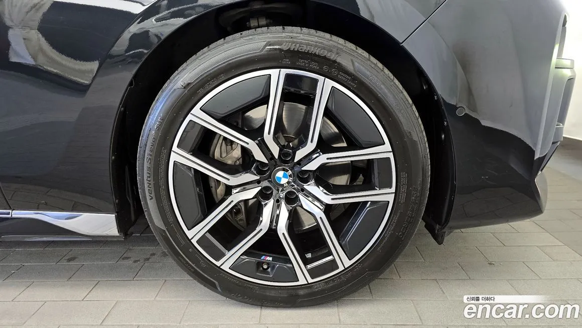 BMW 7-Series 2023 из KR, фото 8