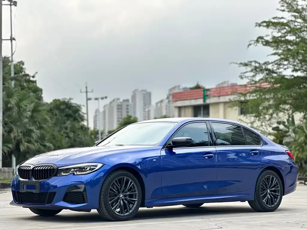 BMW 3 Series — фото 1