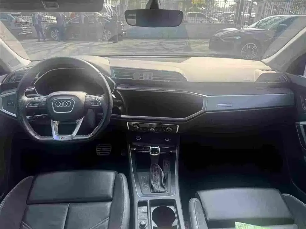 Audi Q3 Sportback 2021 из CN, фото 7