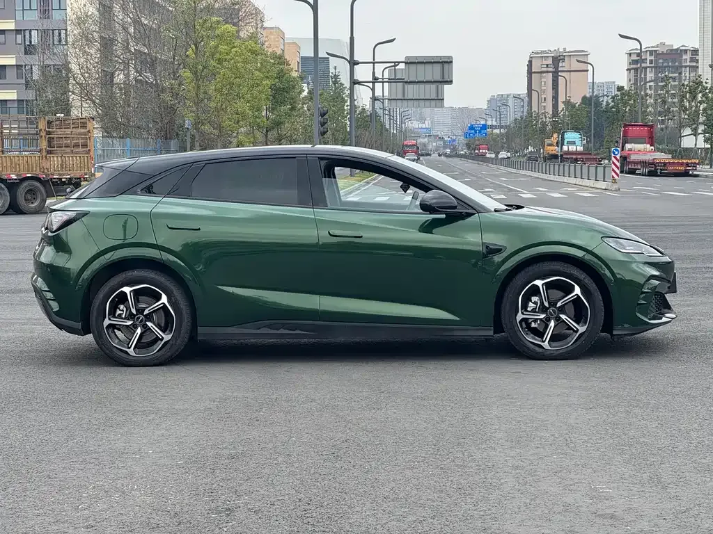 BYD Seal 06GT — фото 9