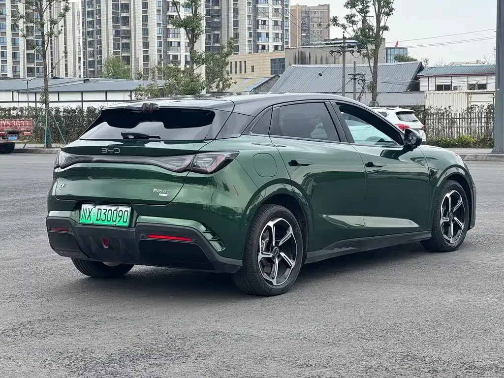 BYD Seal 06GT — фото 3