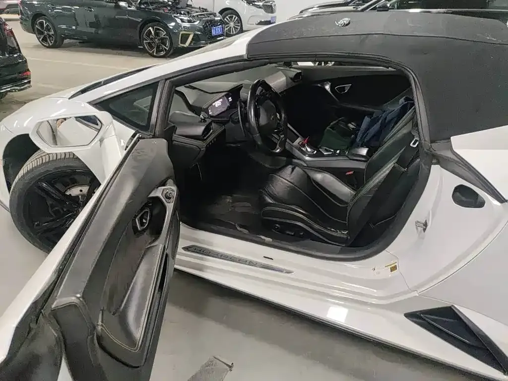 Lamborghini Huracan 2021 из CN, фото 4