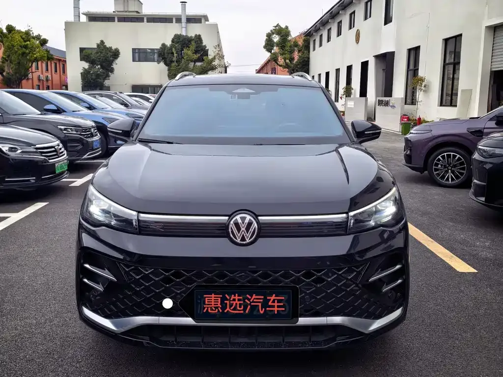 Volkswagen Tiguan L 2025 из CN, фото 3
